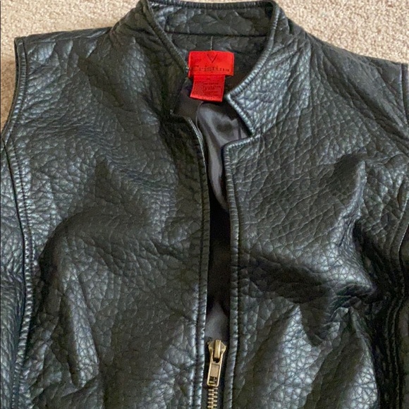 Leather vest - Picture 2 of 3